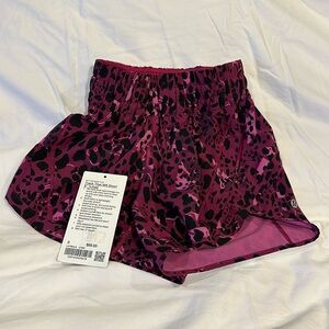 Lululemon Track That MR Short 5”